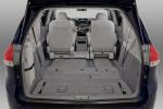 Toyota Sienna LE 2010 года
